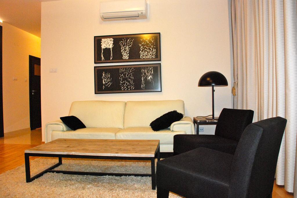 Platinum Residence Varşovia Exterior foto